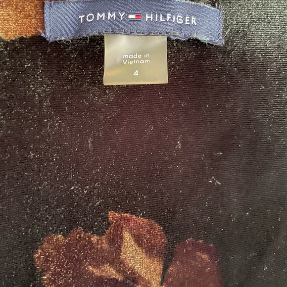 Tommy Hilfiger ♥️👗 - Picture 10 of 11